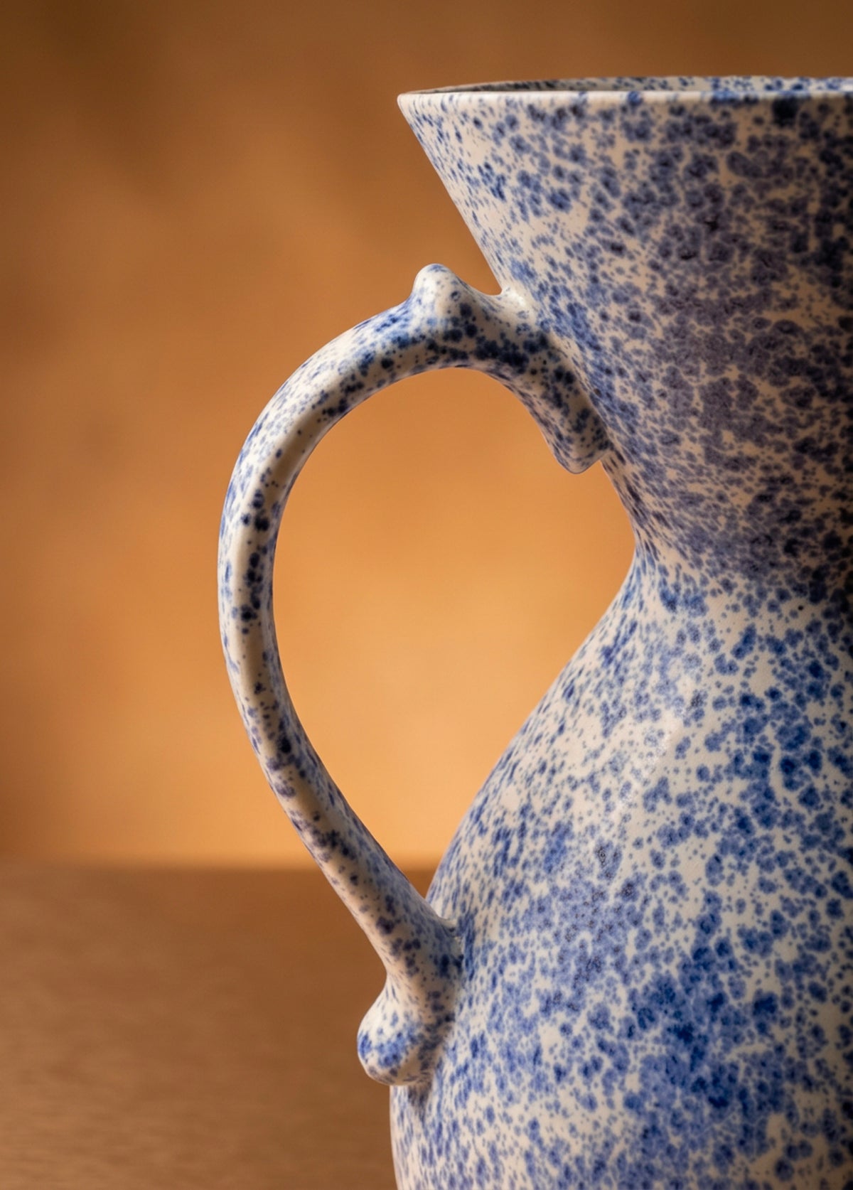 Comfortable Handle — Delft Blue
